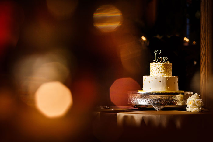 Cake|Genevieve Nisly Photography| As seen on TodaysBride.com