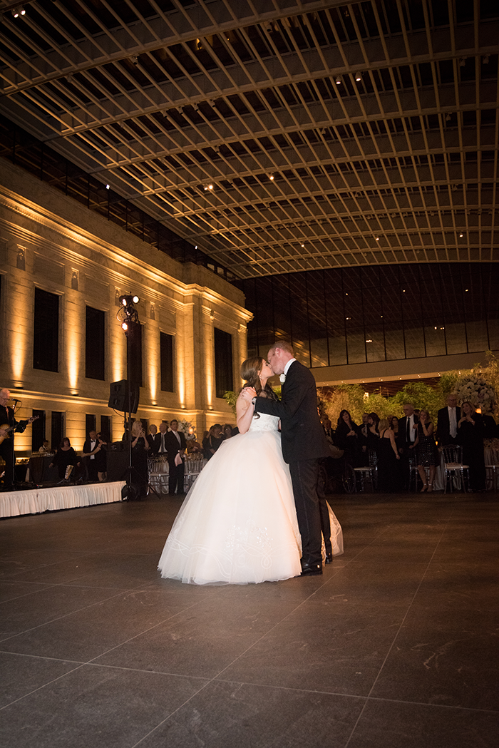 Shannon & Andrew - A Modern Fairy Tale | Photos by New Image Photography | As seen on TodaysBride.com |