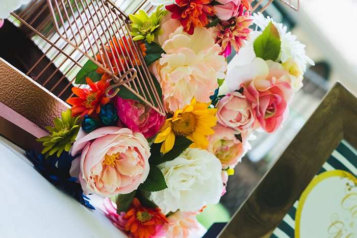 Nicole & Jason - Bright Backyard Wedding | Hai Bales Photography | As seen on Todaysbride.com Real Ohio Weddings | navy and gold wedding, ohio wedding, wedding photography, youngstown wedding, preppy wedding, unique wedding decor, 