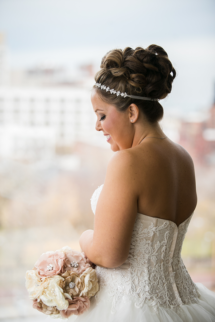 Jessica & Michael - Cleveland Couple | BCR Studios by Brad | Real Wedding as seen on TodaysBride.com Today's Bride | Cleveland Real Wedding Photography, blush ivory and gold wedding, bride, bridal accessories, bridal bouquet