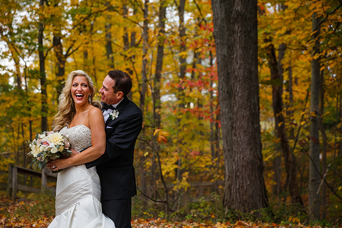 Jennifer & John - A Modern Fall Wedding | Genevieve Nisly Photography | TodaysBride.com Real Ohio Weddings, Fall wedding, fall wedding ideas, fall wedding colors, 