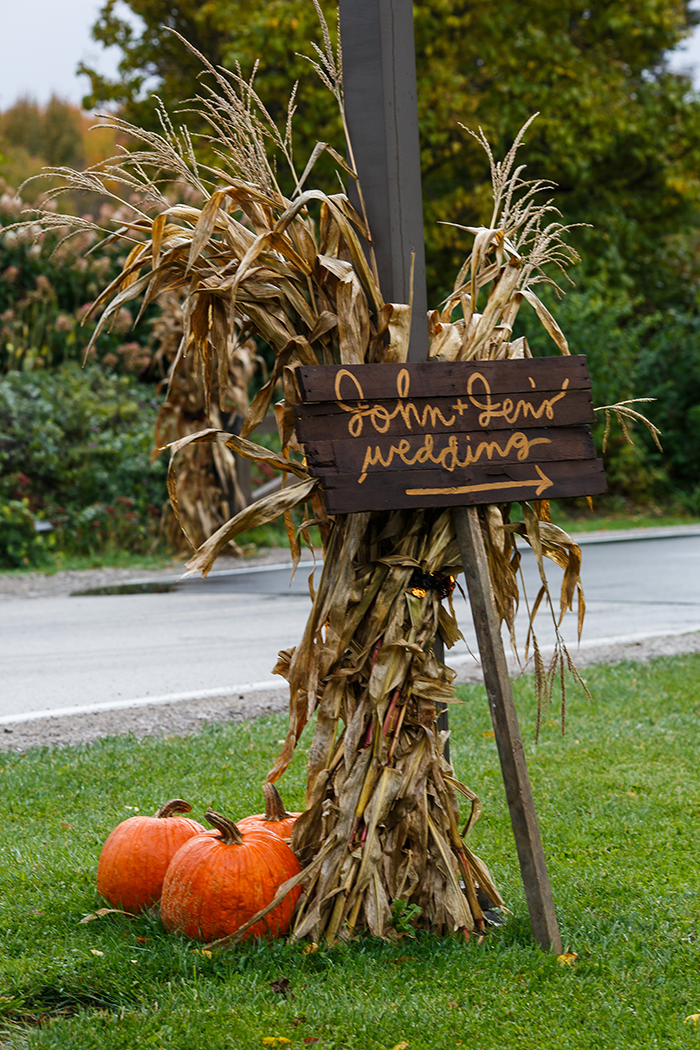 Jennifer & John - A Modern Fall Wedding | Genevieve Nisly Photography | TodaysBride.com Real Ohio Weddings, Fall wedding, fall wedding ideas, fall wedding colors, fall wedding signs, pumpkins