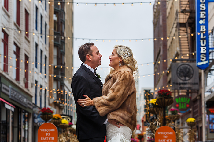 Jennifer & John - A Modern Fall Wedding | Genevieve Nisly Photography | TodaysBride.com Real Ohio Weddings, Fall wedding, fall wedding ideas, fall wedding colors, cleveland, cleveland wedding