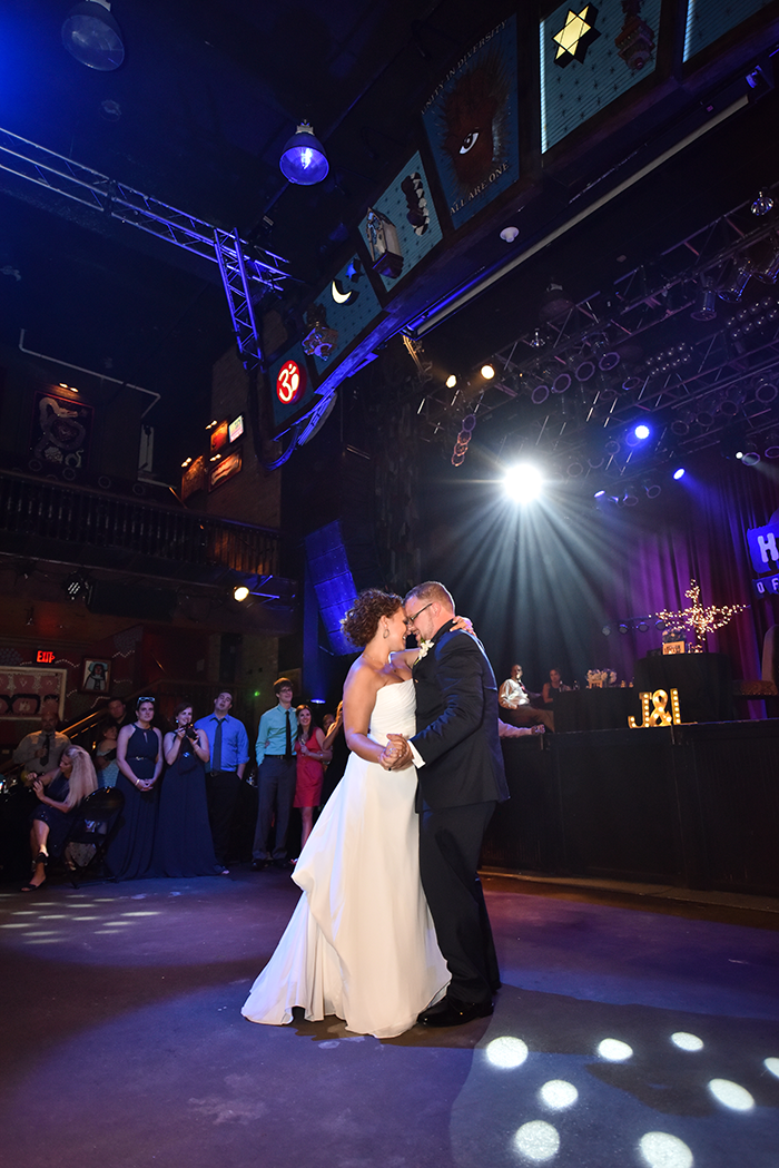 Lauren & Joe - House of Blues I Do's | Human Artist Photography | Real Ohio Wedding as seen on Today's Bride Todaysbride.com | Ohio real wedding, house of blues wedding, country wedding theme, wedding photography, 