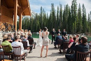 Why You Should Have an Unplugged Wedding
