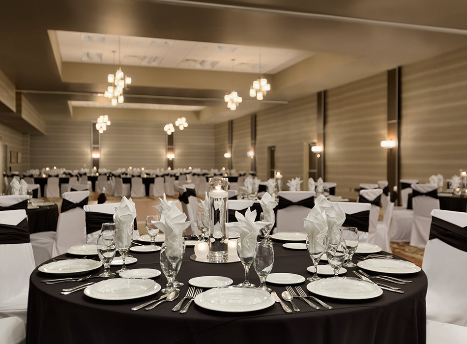 Embassy Suites Akron-Canton | As Seen On TodaysBride.com
