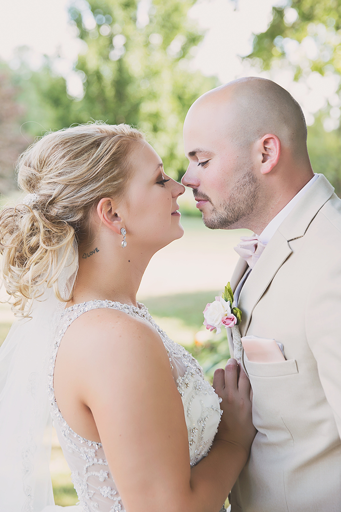 Amanda & Shawn - The Sweetest Day | Oh Snap! Photography | Real Wedding As seen on TodaysBride.com | Real ohio wedding, blush and gold wedding, wedding photography, blush and gold wedding color pallet 