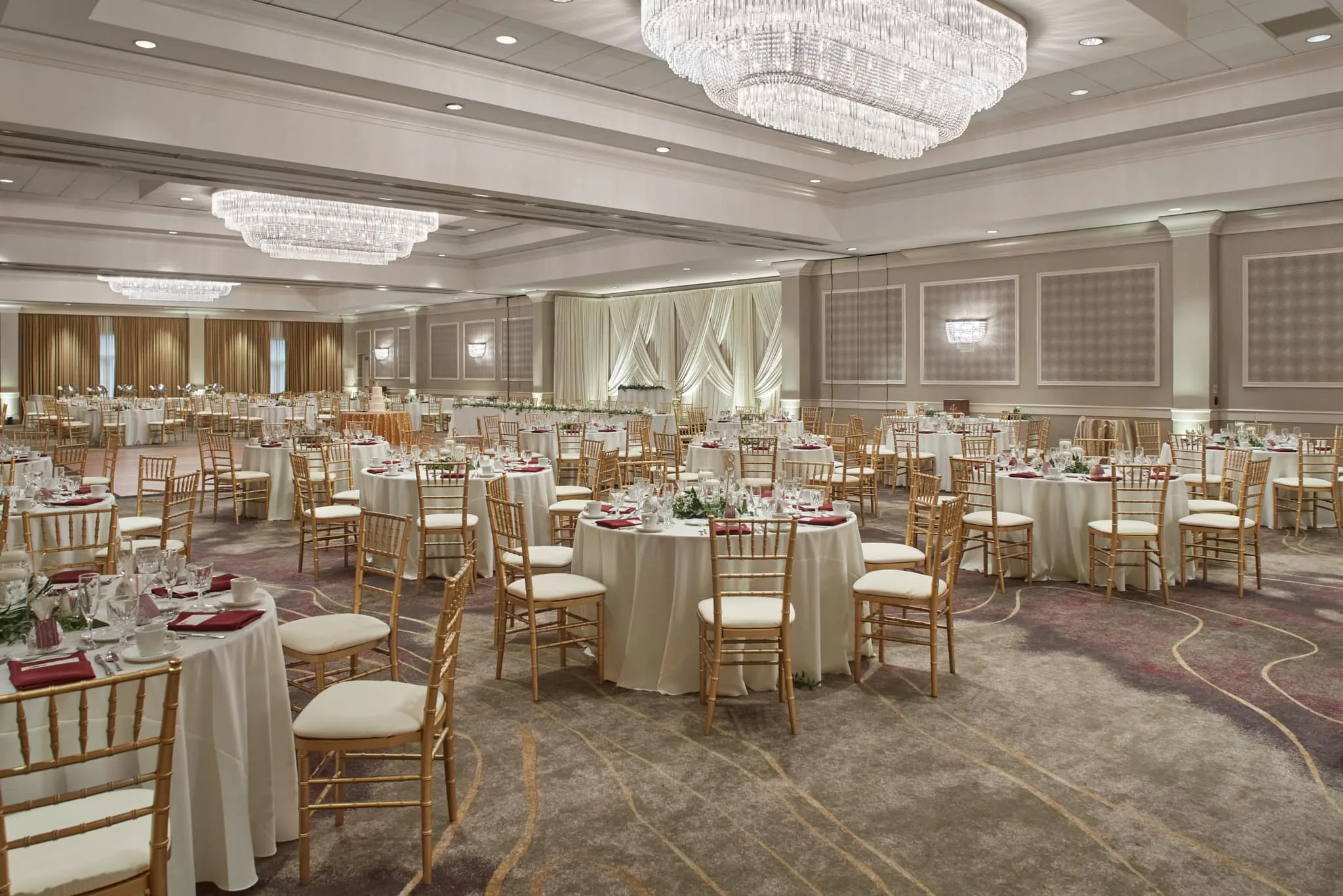 DoubleTree by Hilton Akron Fairlawn