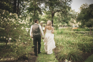 Tiffany & Christopher - Simply Vintage | Kay Photo & Design | Real Wedding as seen on TodaysBride.com | Real Ohio Wedding, vintage wedding, peach wedding ideas, mansion wedding, woodland wedding, skeleton key wedding decor