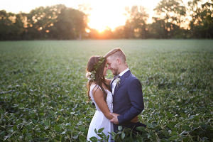 Bethany & Troy – A Super Stylish Sandusky Wedding