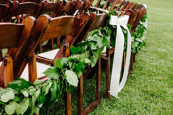 Wedding Flowers | High Five for Love | As seen on TodaysBride.com