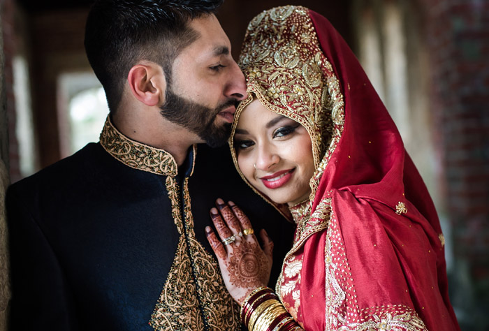 traditional red indian wedding dresses