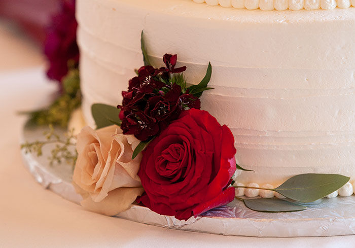 Amanda & Edward - Wedding by the Water, beach wedding, burgundy and gold wedding, photographed by LMAC Photography