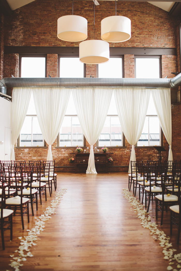 Minimalist Wedding | The Shalom Imaginative | As seen on TodaysBride.com