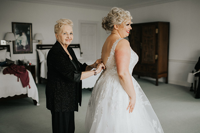 Kristin & Taylor's Modern Art Deco Matrimony, cleveland ohio wedding, real wedding inspiration as seen on TodaysBride.com