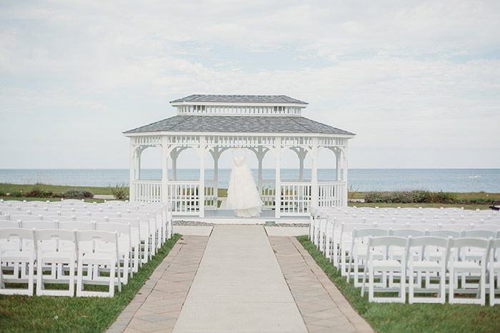 Kari & Tristan's Lodge at Geneva-on-the-Lake Real Wedding, burgundy and navy wedding, ohio wedding, real wedding, bride, groom, destination wedding, lake wedding