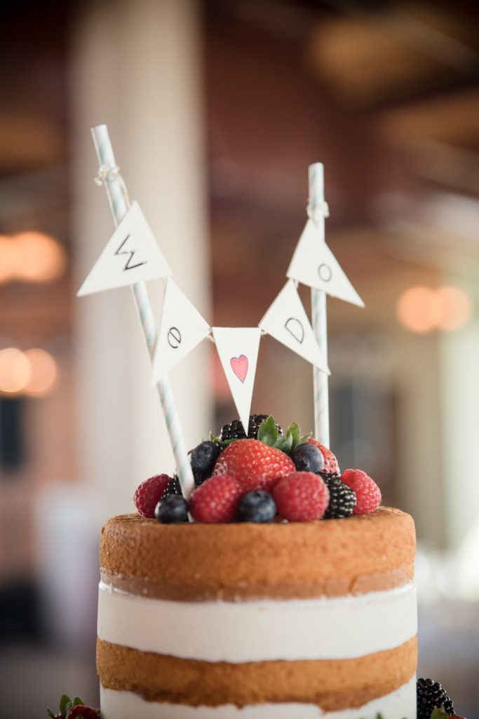 5 Wedding Cake Myths Debunked