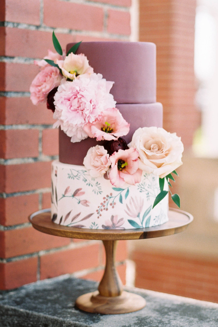 Wedding Cake | Jar Cakery | Nicole Berrett Photography | As seen on TodaysBride.com