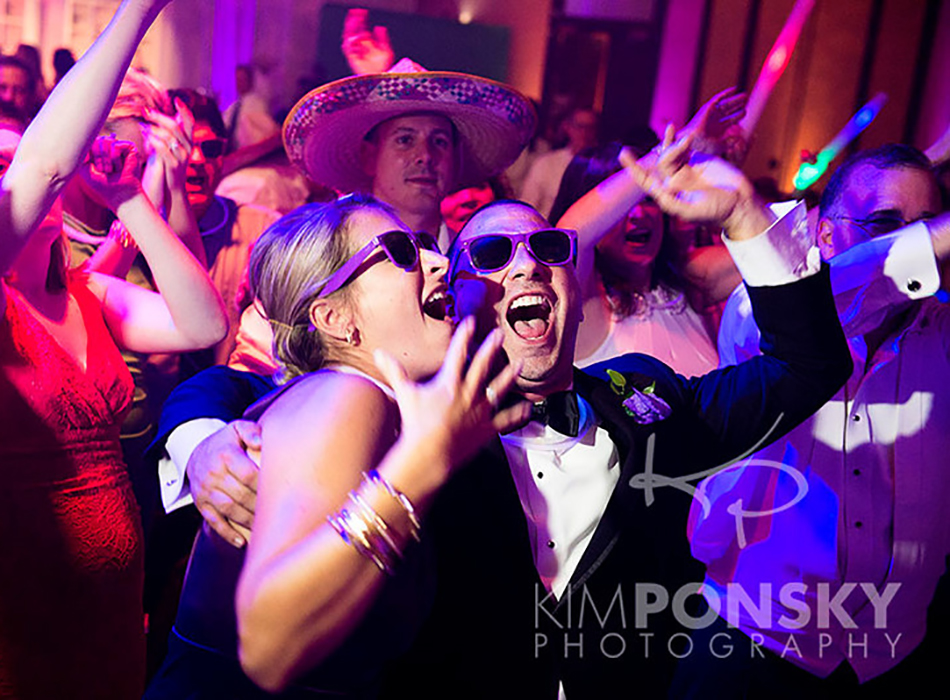 Reception Music | Kim Ponsky Photography | As seen on TodaysBride.com