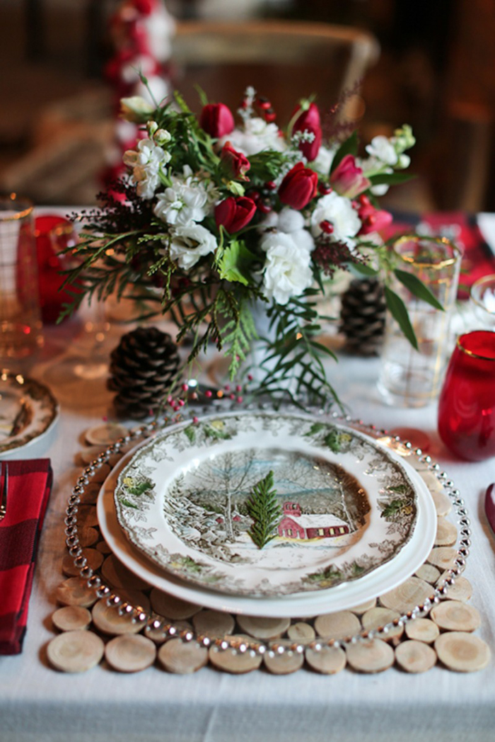 Christmas Wedding | Lindsay Skeans Photography | As seen on TodaysBride.com