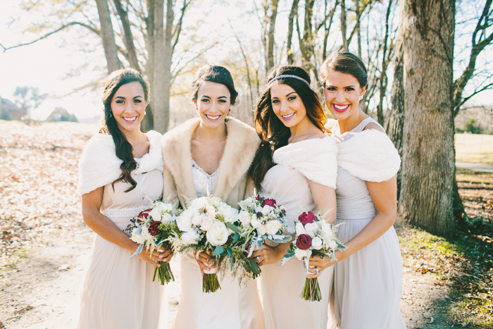 Christmas Wedding | Teale Photography | As seen on TodaysBride.com