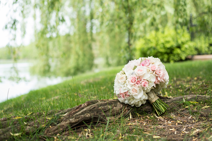 Bouquet | Sabrina Hall Photography | As seen on TodaysBride.com