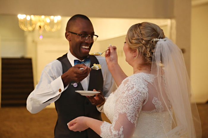 Cake Cutting | B Frohman Imaging & Design | As seen on TodaysBride.com