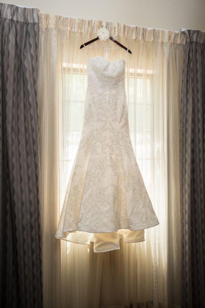 Wedding Dress | Sabrina Hall Photography | As seen on TodaysBride.com