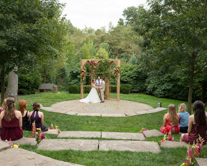 Wedding Ceremony | OH Snap! Photography | As seen on TodaysBride.com