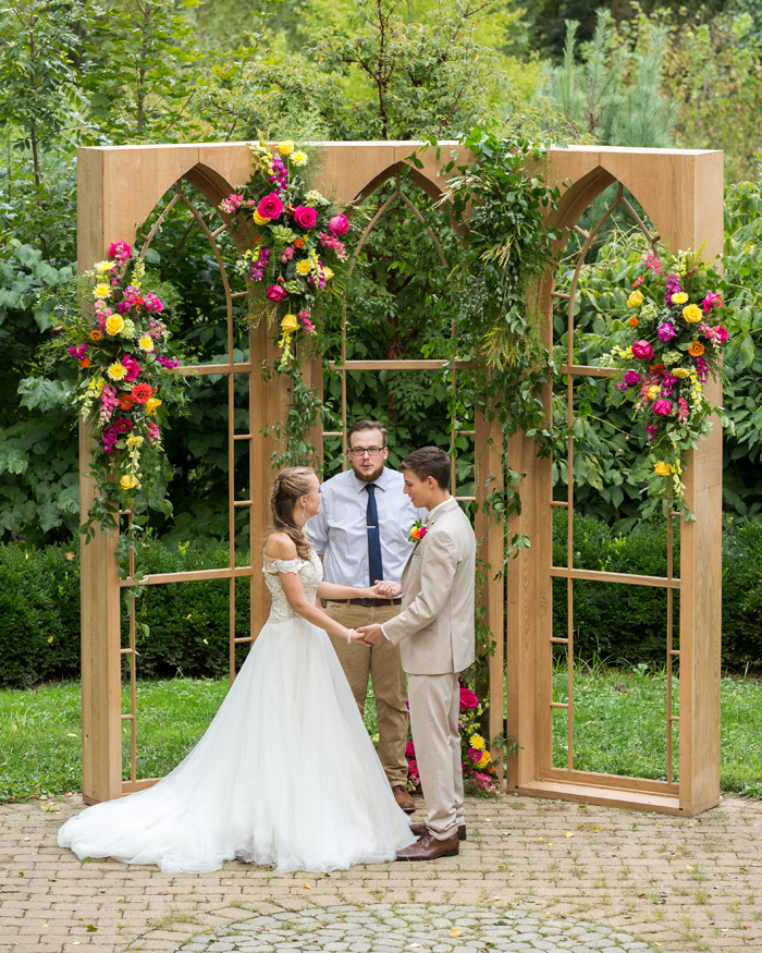 Wedding Ceremony | OH Snap! Photography | As seen on TodaysBride.com