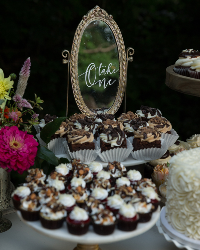 Dessert Table | OH Snap! Photography | As seen on TodaysBride.com