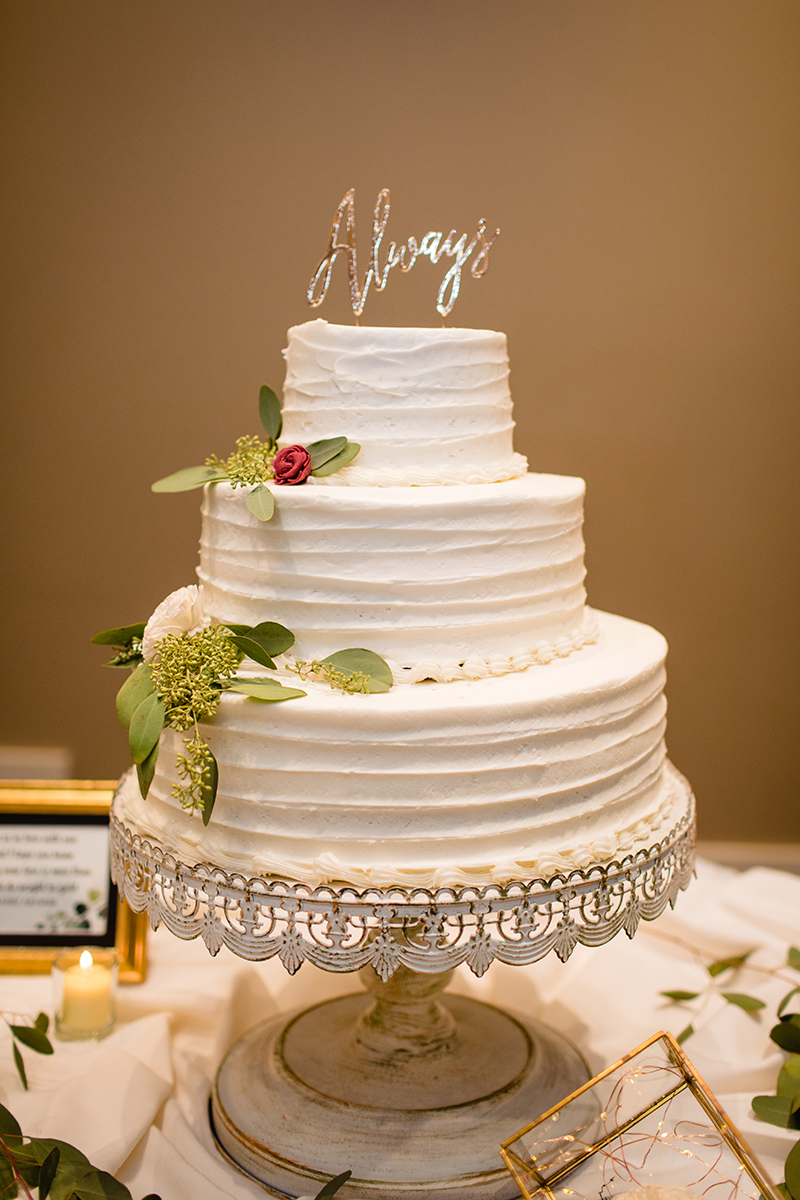 Cake | MMG Photography | as seen on TodaysBride.com