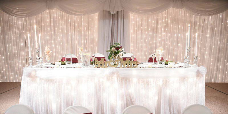 Head Table | as seen on TodaysBride.com