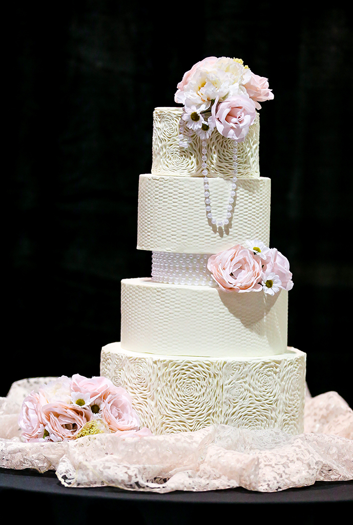 T'Cakes Cupcakes & Cookies | March 2021 Bridal Show | TodaysBride.com