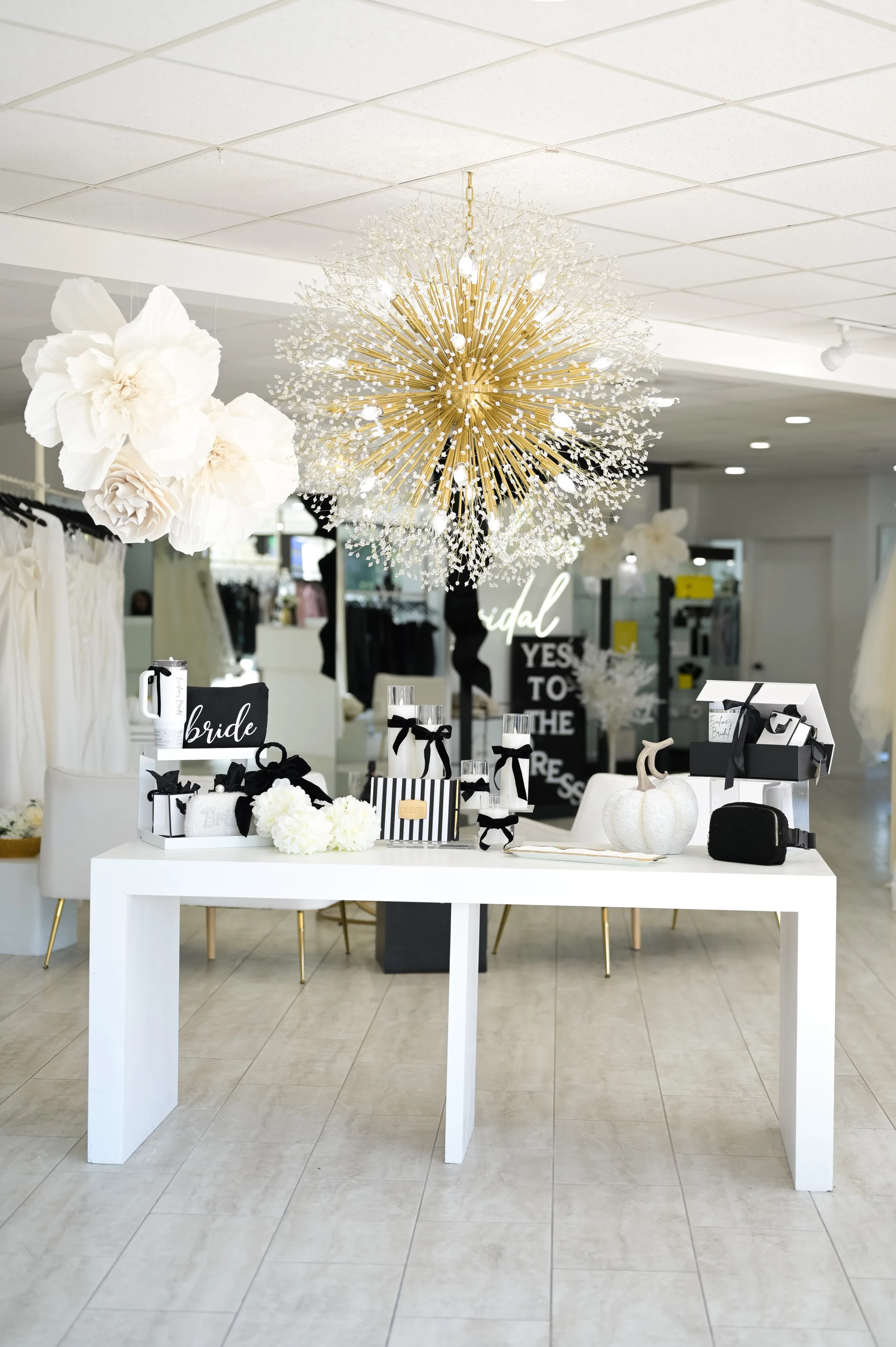 evalines-bridal-boutique-28130c1b