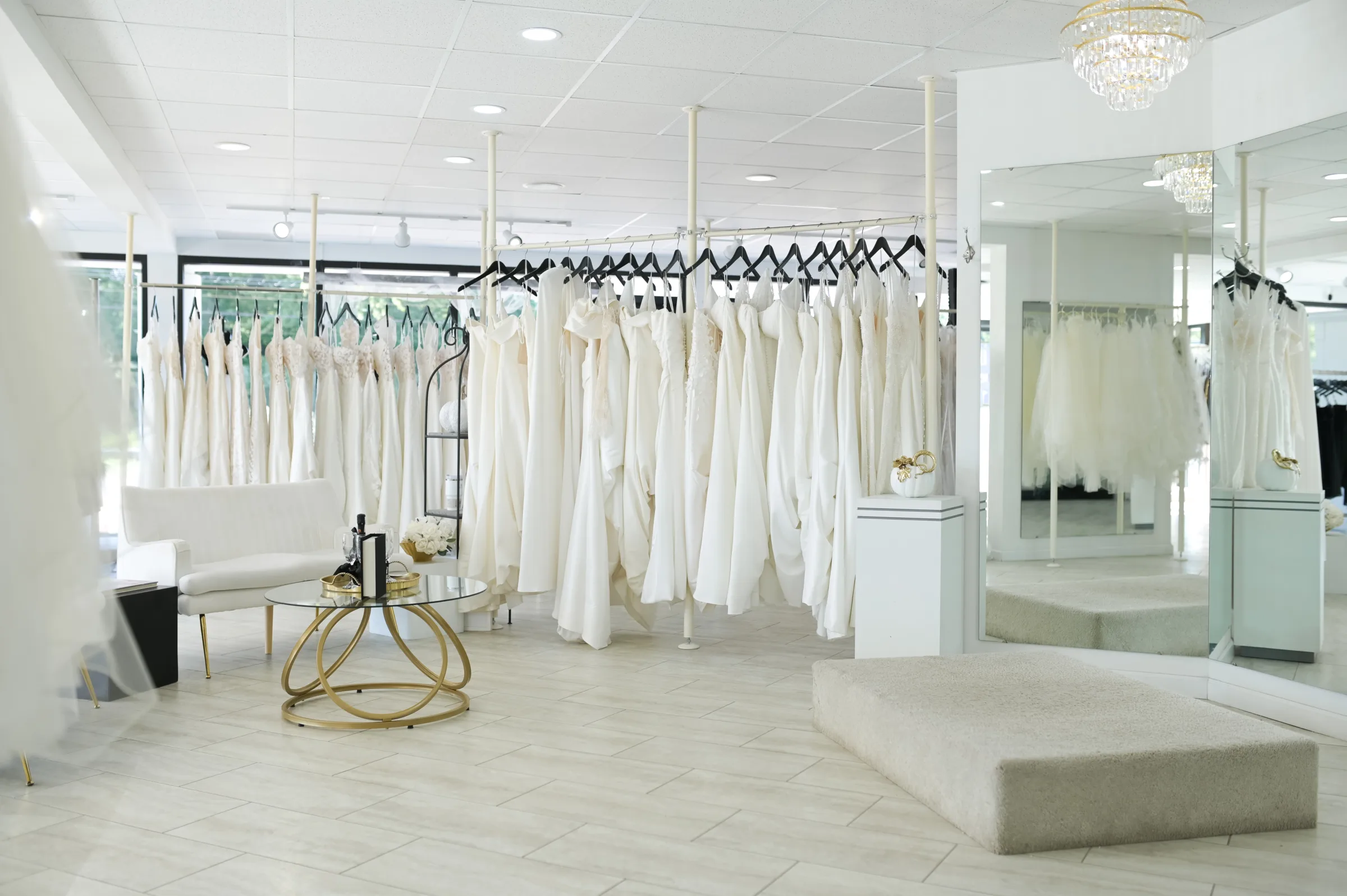 evalines-bridal-boutique-6efdc208