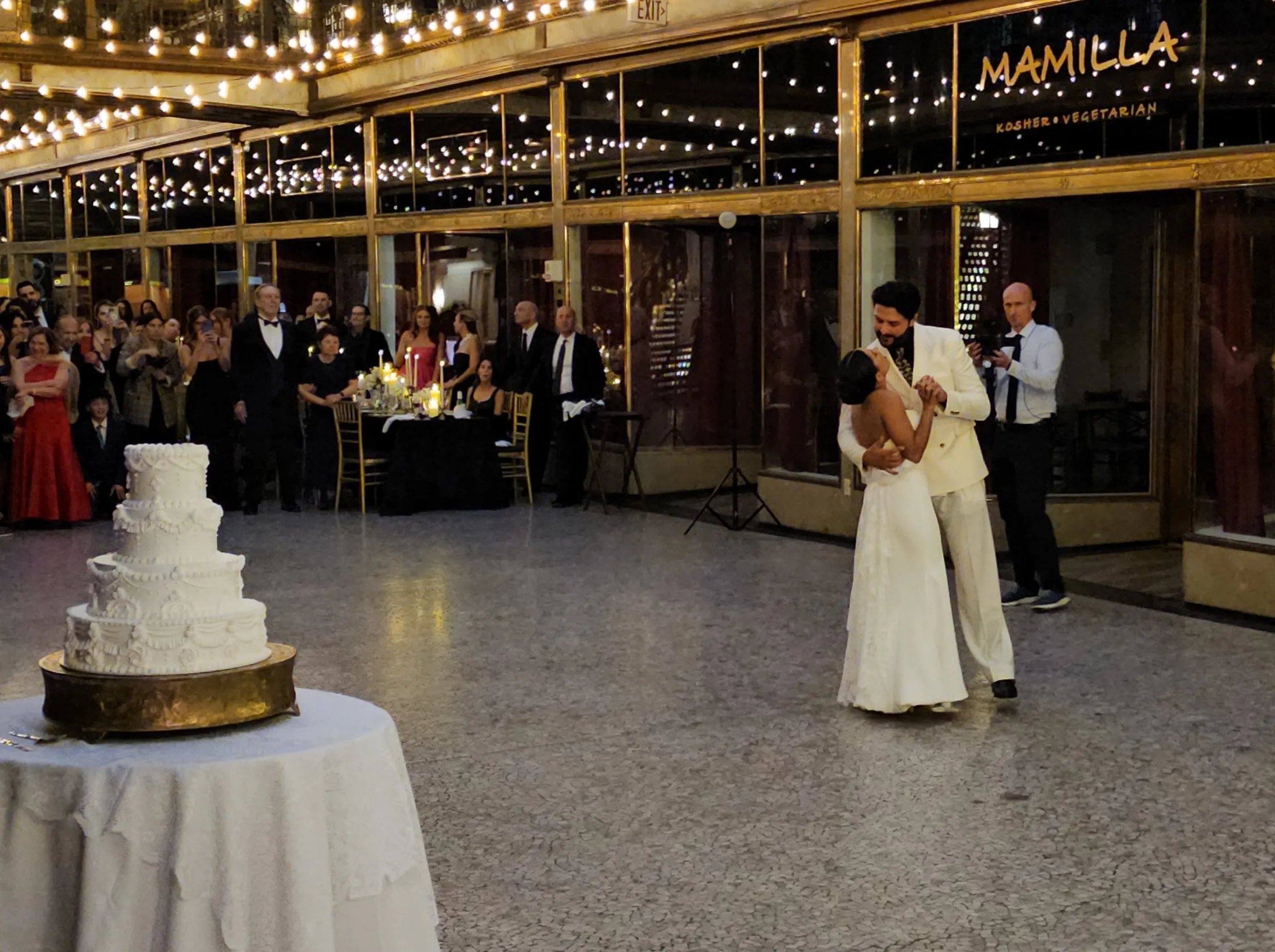 flash-jam-entertainment-590a34e4