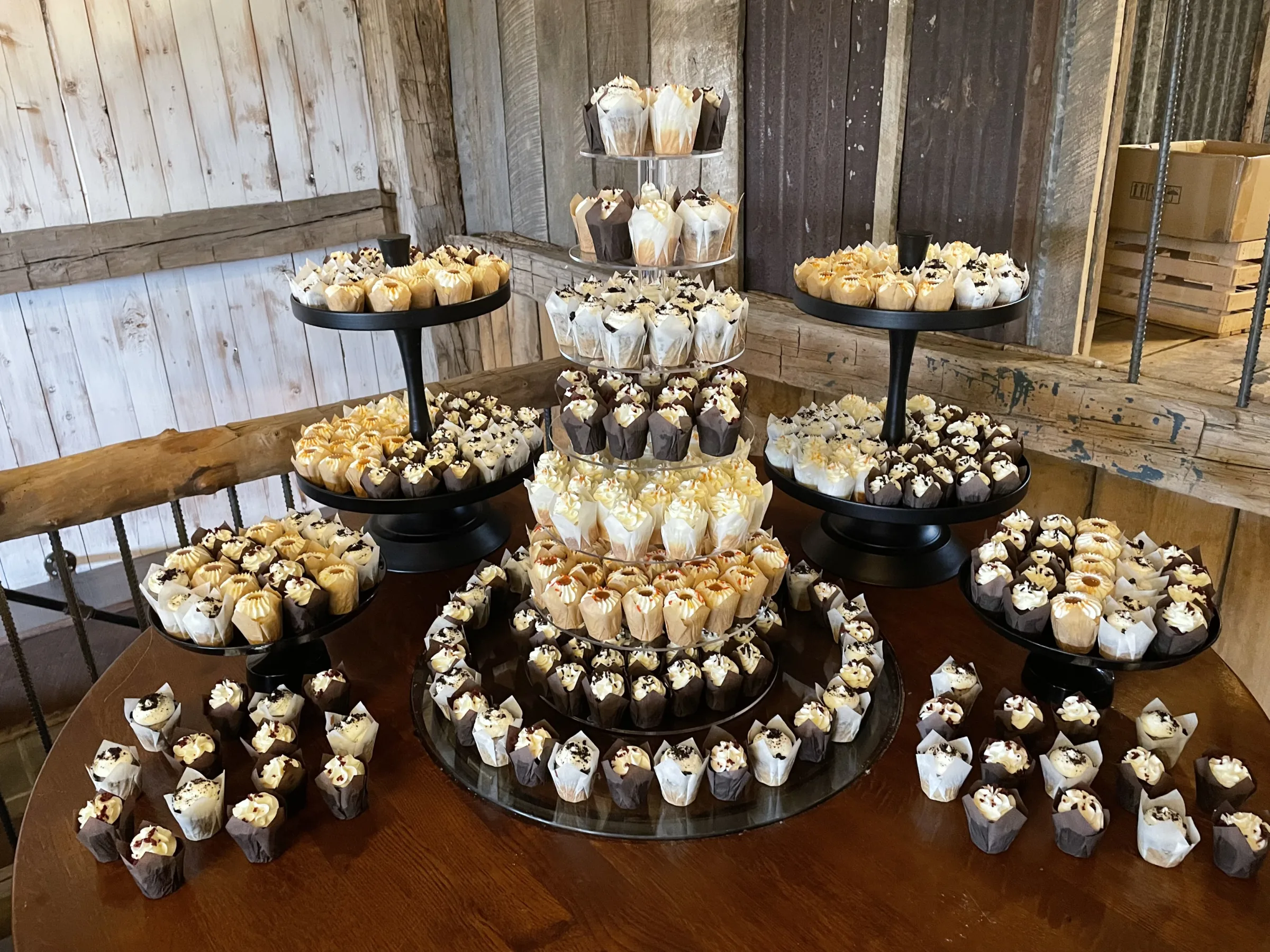 Sweet Elegance by Tracey LLC