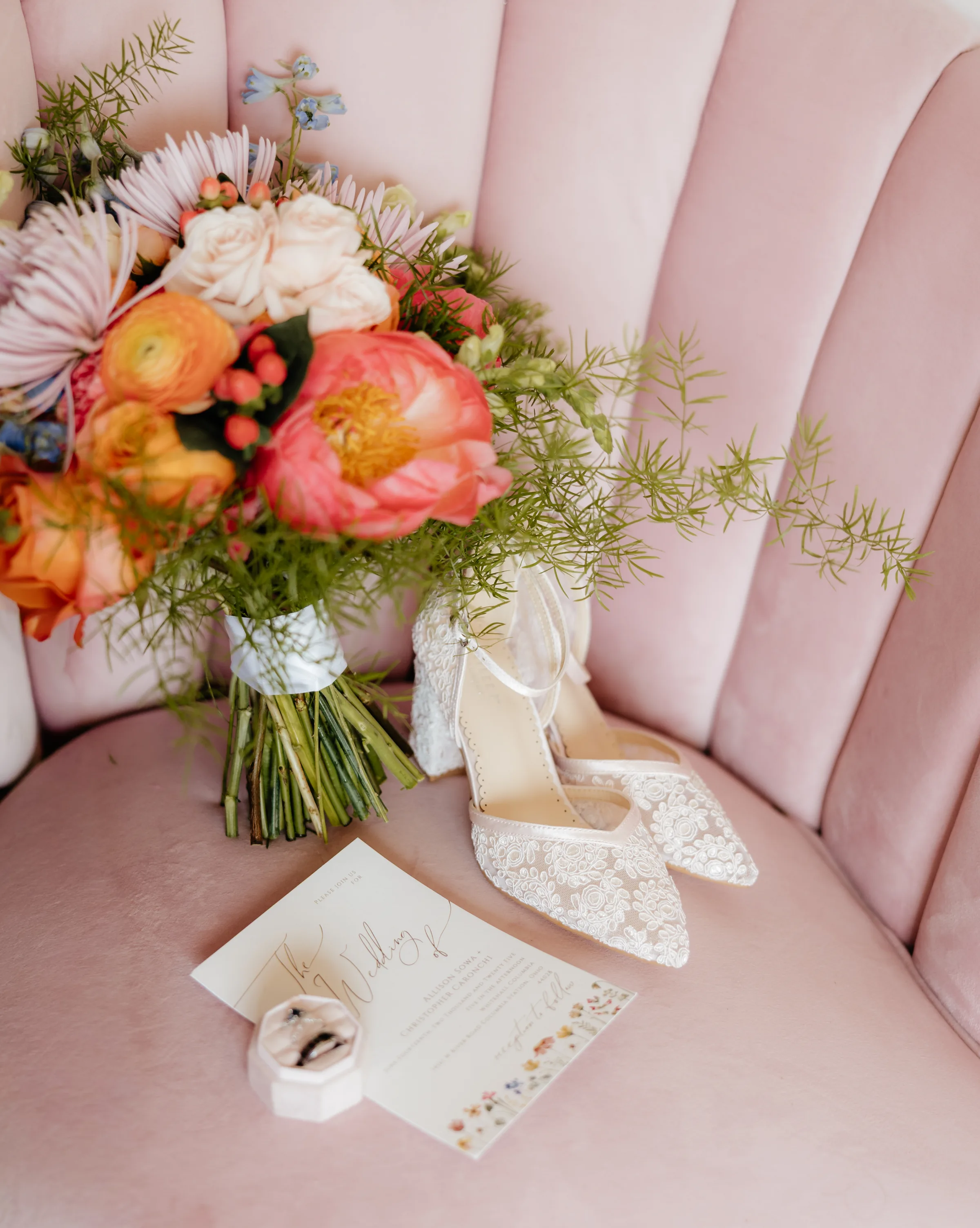 luminous-treasures-weddings-c7f73b80