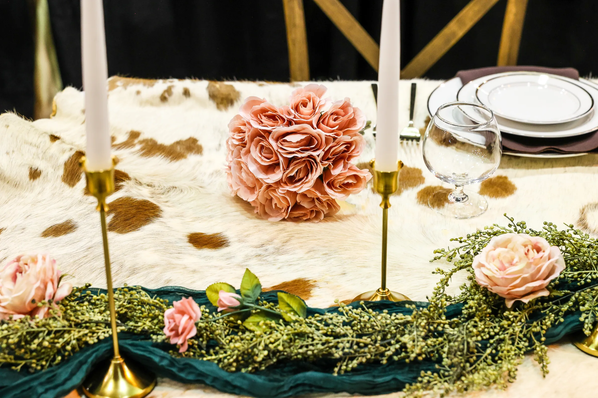 TodaysBrideIX26 1365 - Reception Table Gallery at the Cleveland Wedding Show TodaysBrideIX26 1365