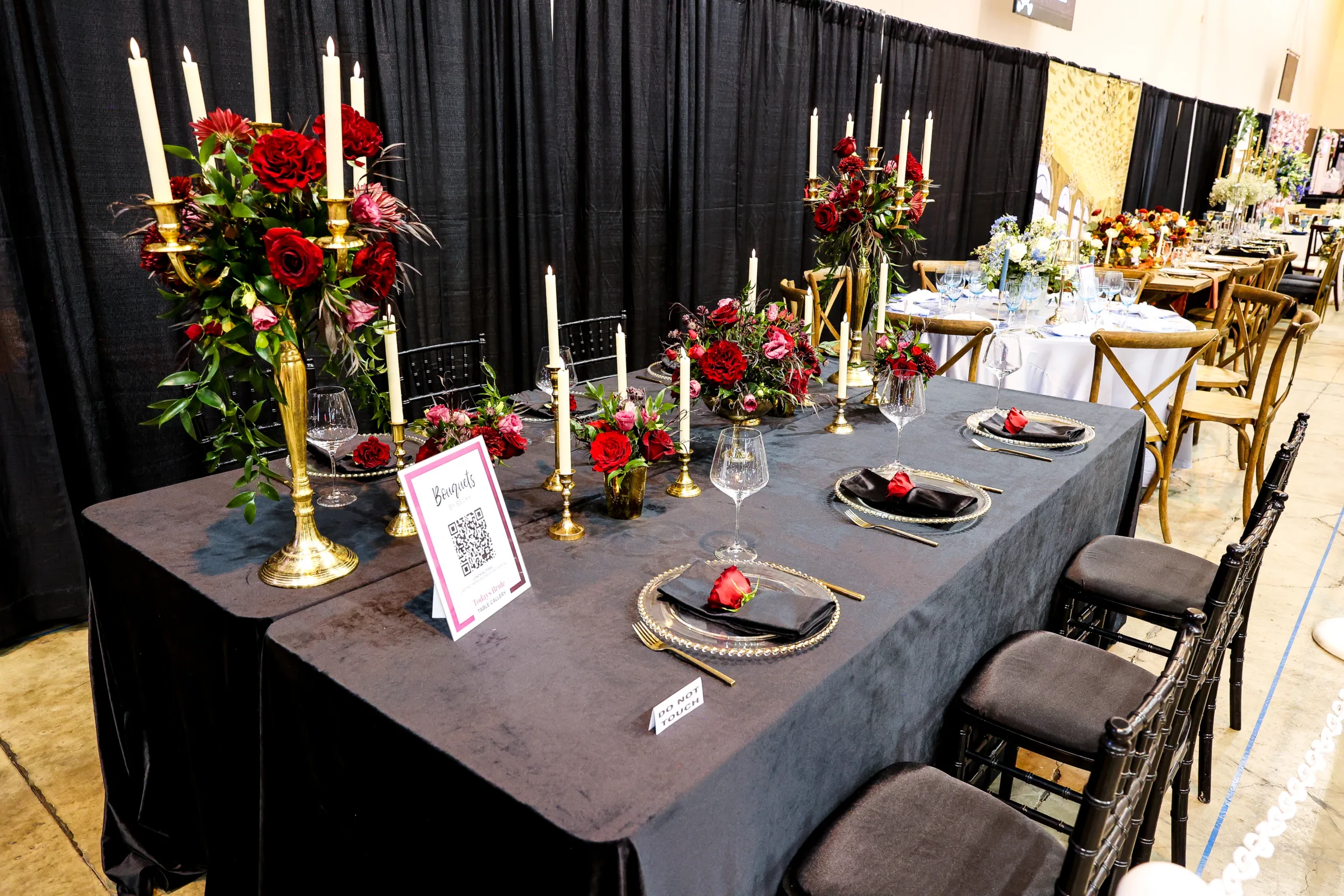 Reception Table Gallery at the Cleveland Wedding Show