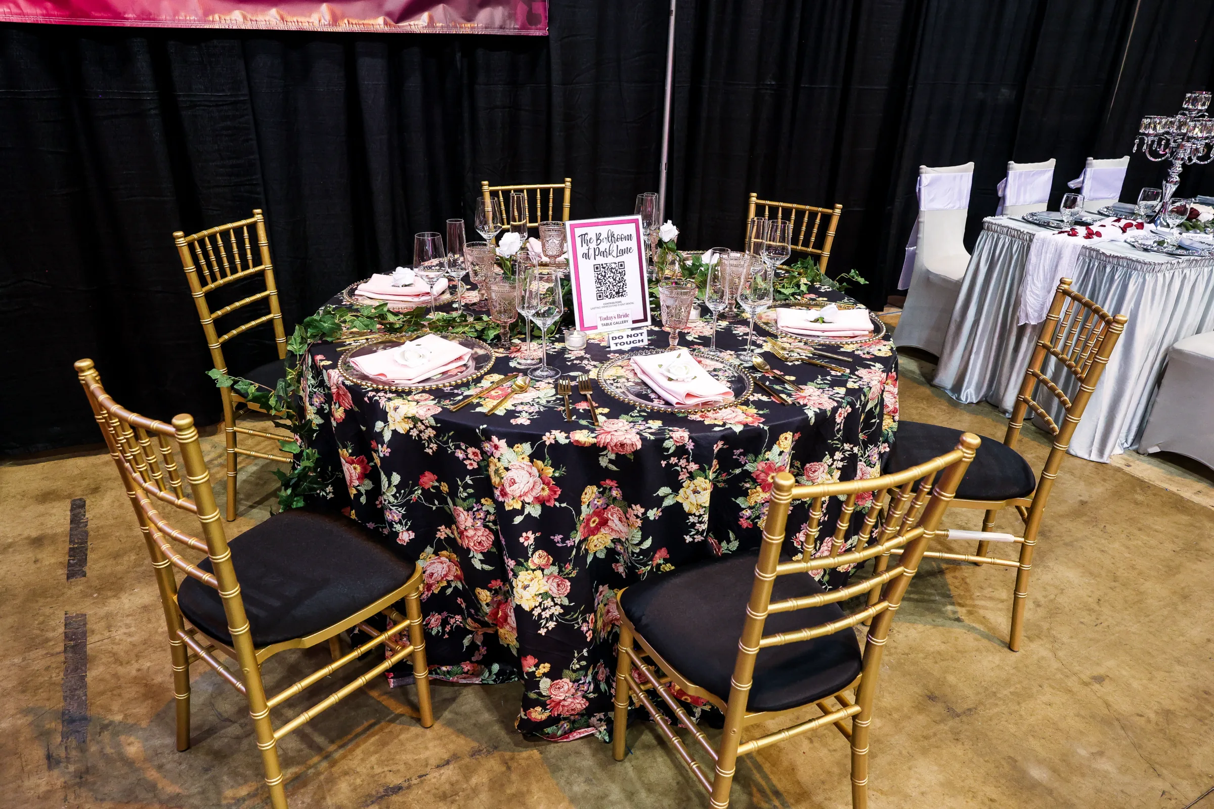 ballroom park lane tbl - Reception Table Gallery at the Cleveland Wedding Show ballroom park lane tbl