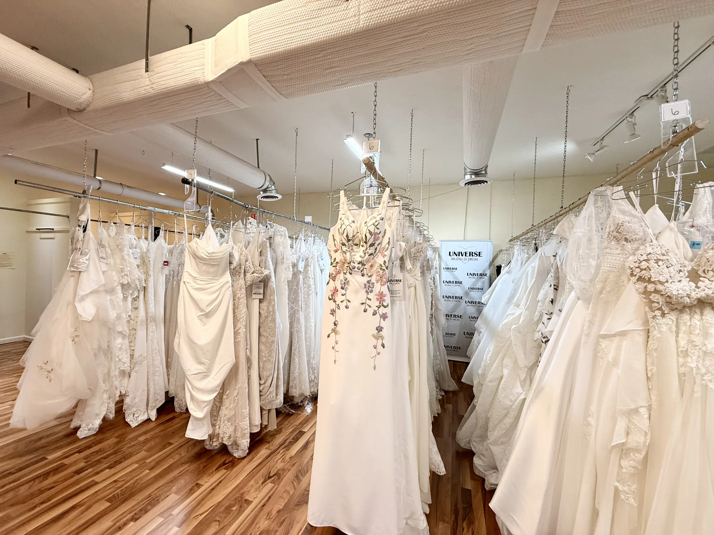 universe-bridal-prom-3f6afe4a