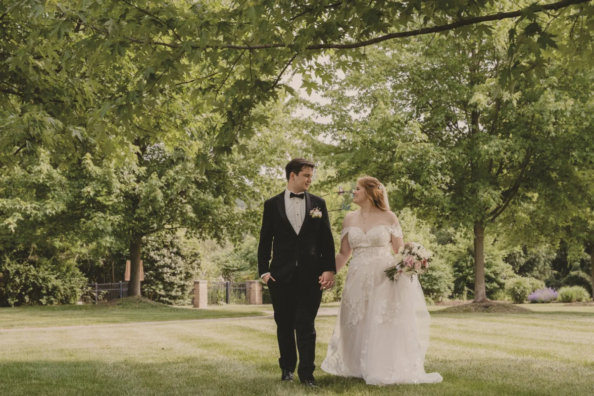 Timeless Ballroom Wedding in Cuyahoga Falls