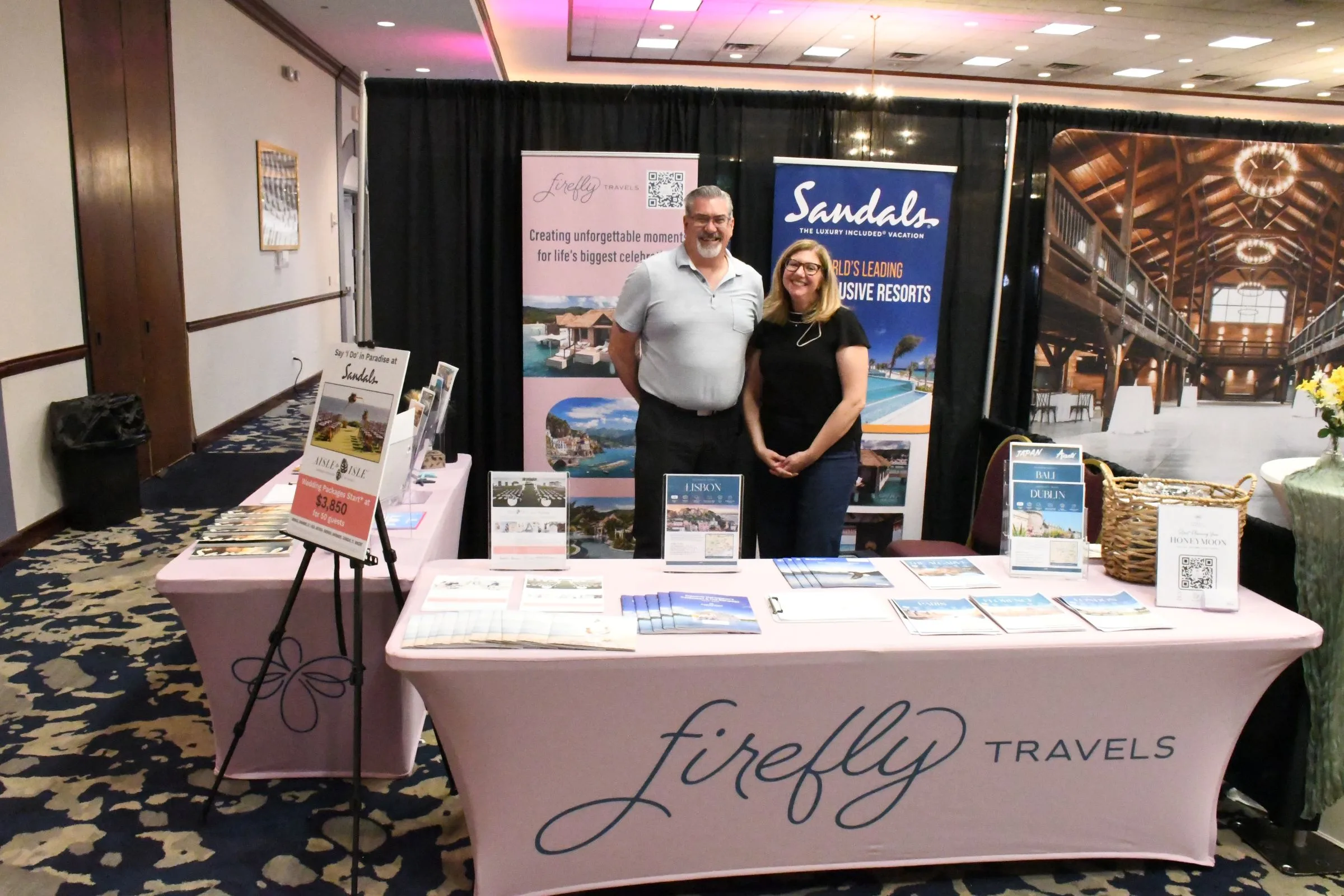 Firefly Travels - Booth Design Gallery Firefly Travels