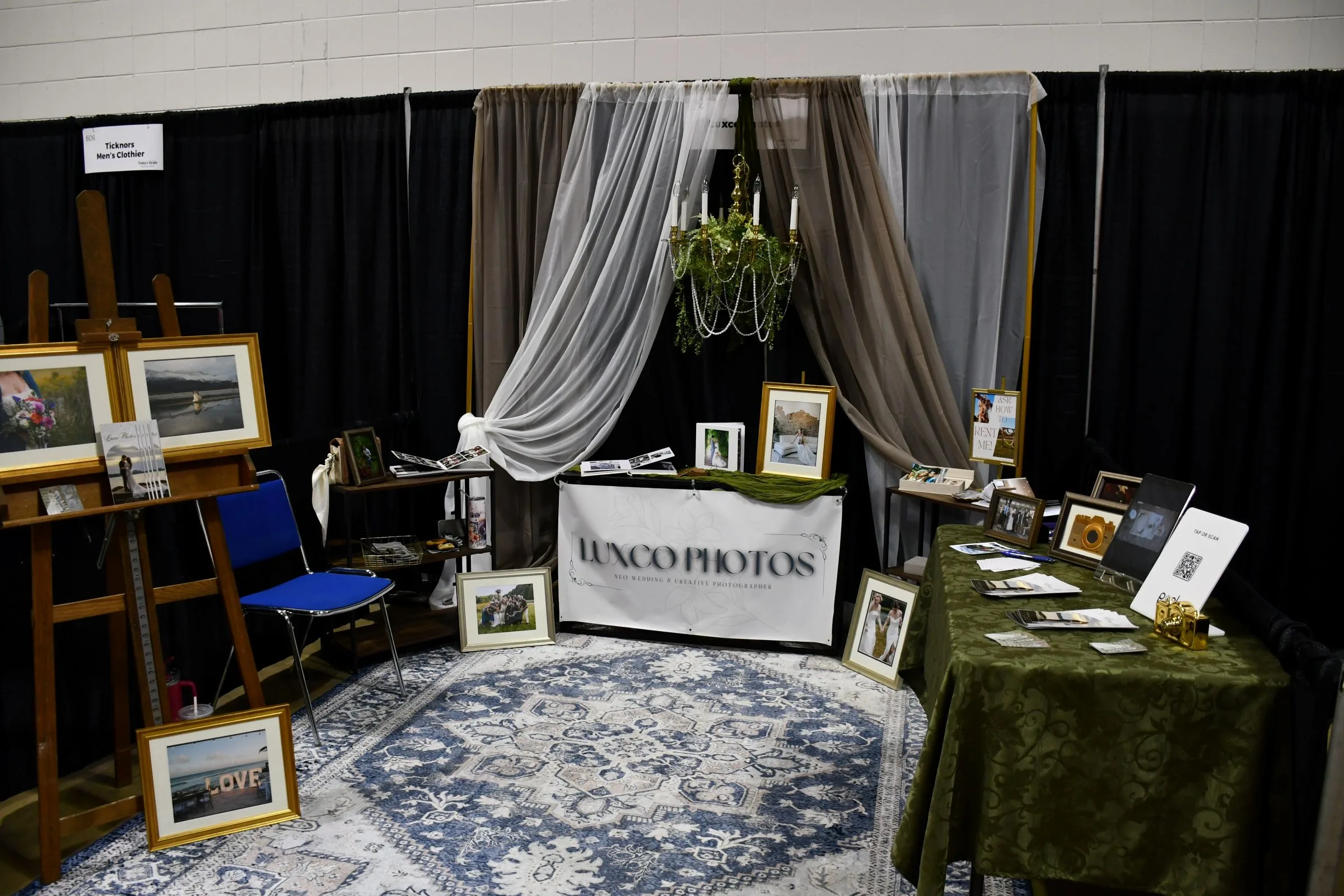 LUXCO PHOTOS 2 - Booth Design Gallery LUXCO PHOTOS 2