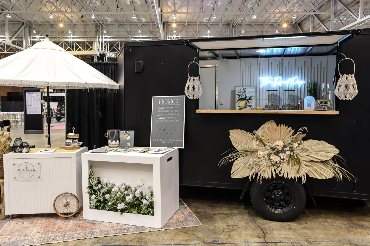 15 Wedding Expo Booth Ideas That Attract More Couples